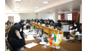 جلسه آموزشی بوکلت مادران( پزشکان، کارشناسان، ماماها)، سالن جلسات مرکز بهداشت استان مرکزی، ۱۱ خرداد ماه