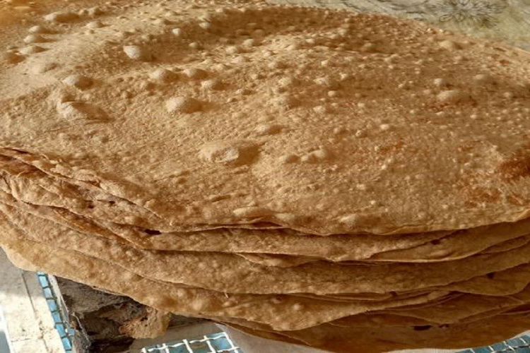 تأکید بر فرهنگ‌سازی استفاده از نان کامل برای ارتقای سلامت جامعه در استان مرکزی